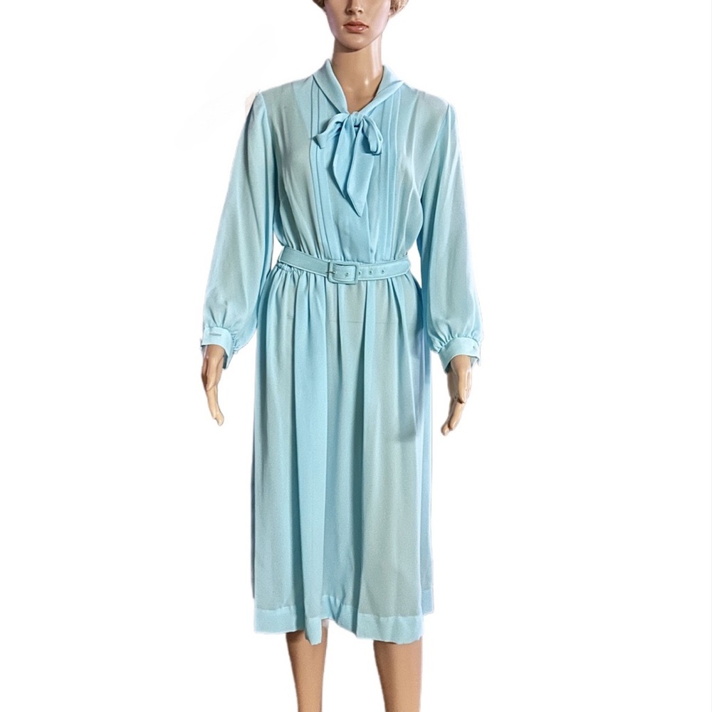 Lady Hardin ~ Women’s 14 (Large) ~ Vintage (60’s) ~ Turquoise Lightweight Dress